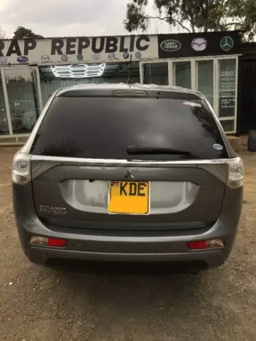 Mitsubishi OUTLANDER