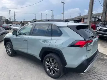 Toyota RAV 4