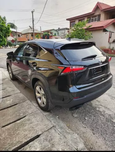 Lexus NX 200T