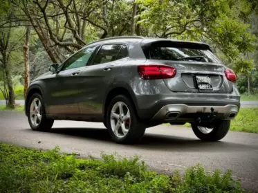 Mercedes-Benz GLA 220