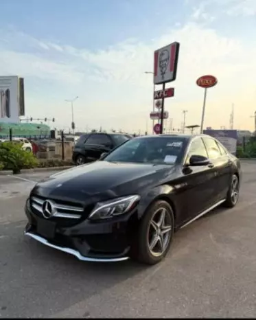 Mercedes-Benz C400