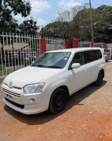 Toyota Succeed