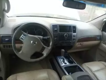 Nissan Armada
