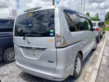 Nissan Serena Hybrid