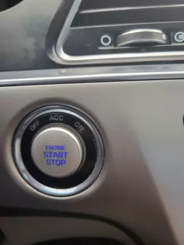Hyundai SONATA 2,0L BVA GL