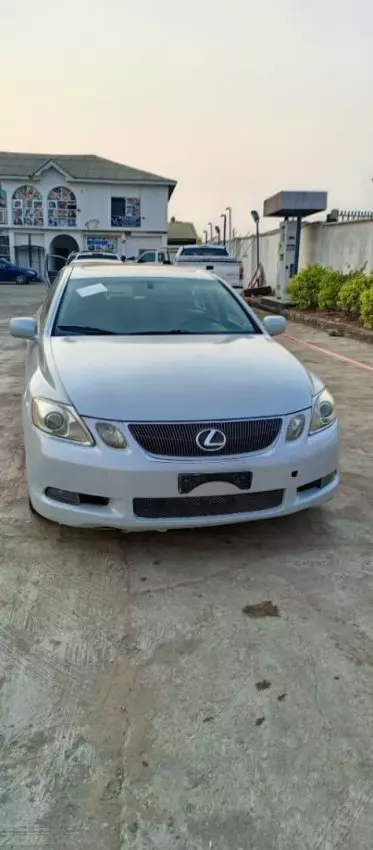 Lexus GS 300