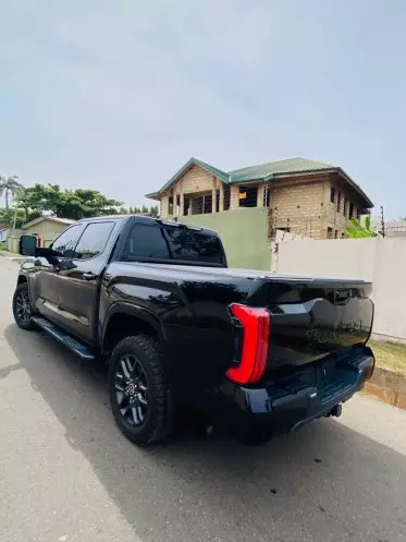 Toyota Tundra