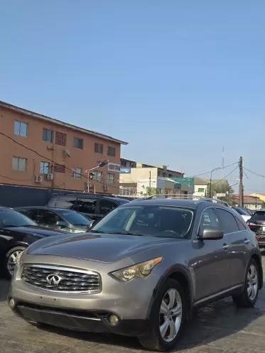Infiniti FX 35