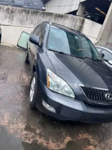 Lexus RS 350