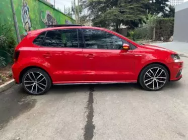 VOLKSWAGEN polo sedadan trend  ba ess