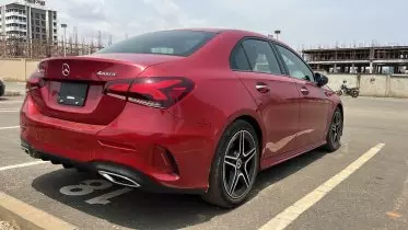Mercedes-Benz A 220