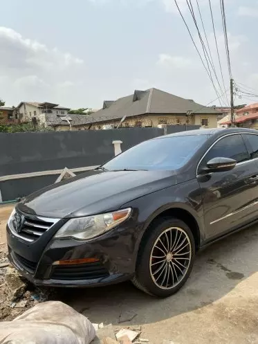 VOLKSWAGEN polo sedadan trend  ba ess