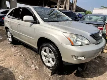 Lexus RX 330