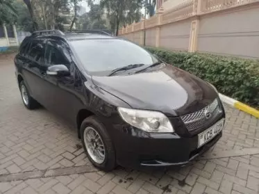 Toyota Fielder 