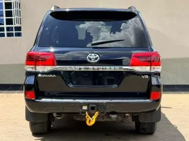 Toyota Landcruiser Sahara