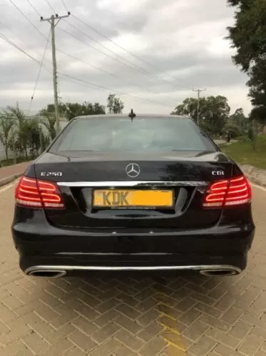 Mercedes-Benz E250