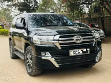 Toyota Landcruiser  V8
