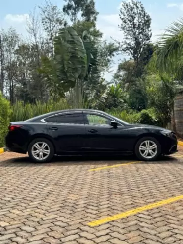 Mazda Atenza 