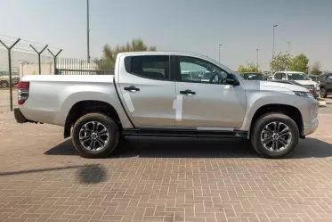 Mitsubishi L200 D/C Sportero A/T