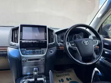 Toyota Landcruiser Sahara