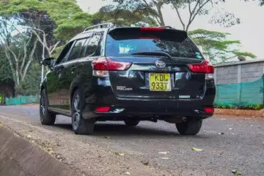 Toyota Fielder 