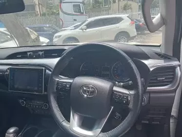 Toyota Hilux Revo
