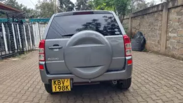 SUZUKI Escudo 