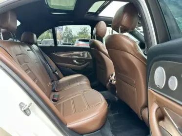 Mercedes-Benz E 43 AMG
