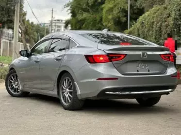 Honda Insight Hybrid 