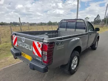 Isuzu D-Max