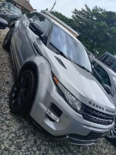 RANGE ROVER Vogue