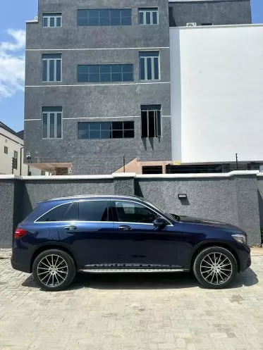 Mercedes-Benz GLC 300