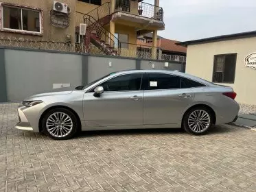 Toyota Avalon