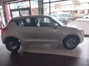 SUZUKI Swift GLX