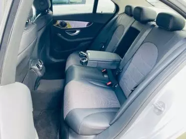 Mercedes-Benz C200
