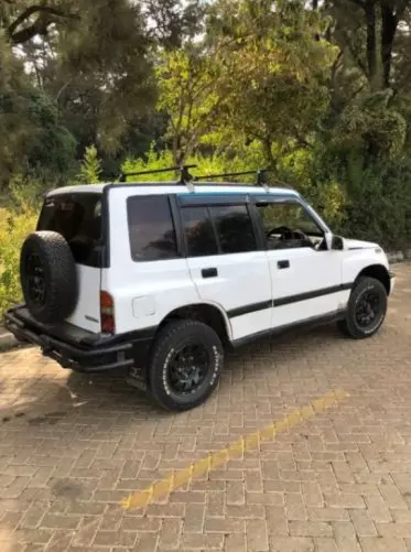 SUZUKI Escudo