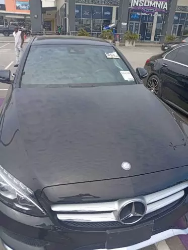 Mercedes-Benz C400