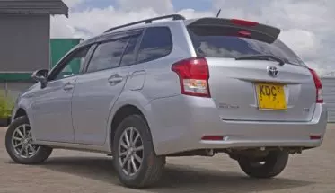 Toyota Fielder 