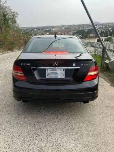 Mercedes-Benz C 300
