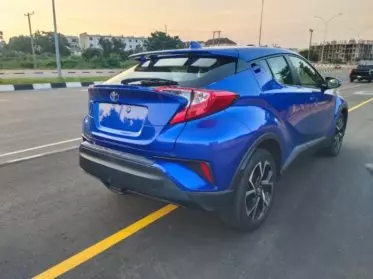 Toyota CH-R