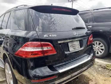 Mercedes-Benz ML 400