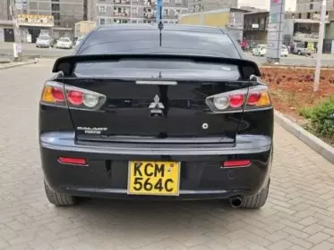 Mitsubishi Galant