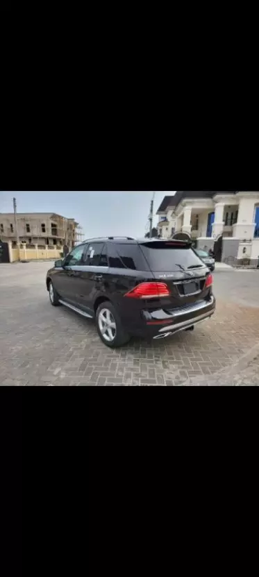 Mercedes-Benz GLE 350