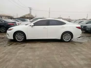 Lexus ES 350