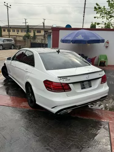 Mercedes-Benz E 350