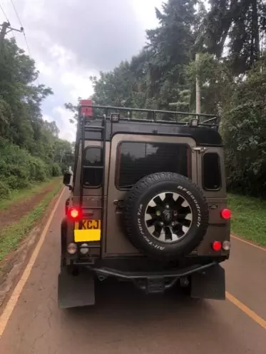 Land Rover Defender