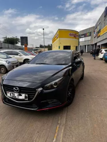 Mazda Axela
