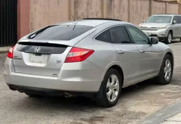 Honda Accord Crosstour