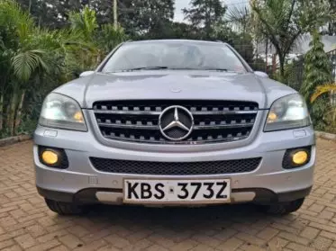 Mercedes-Benz S 320