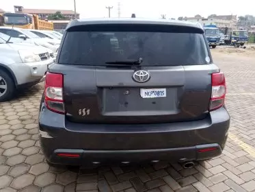 Toyota Ist